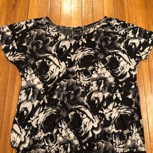 B/W floral 18/20 Blouse
